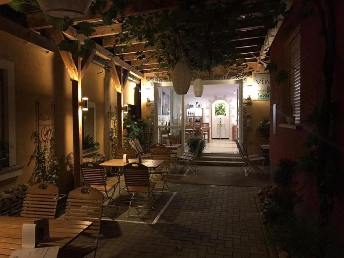 Hotel Weingut Manuel Sauer Nordheim am Main Exterior foto